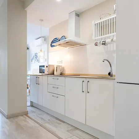 Bhost - Gaviotas Fuengirola