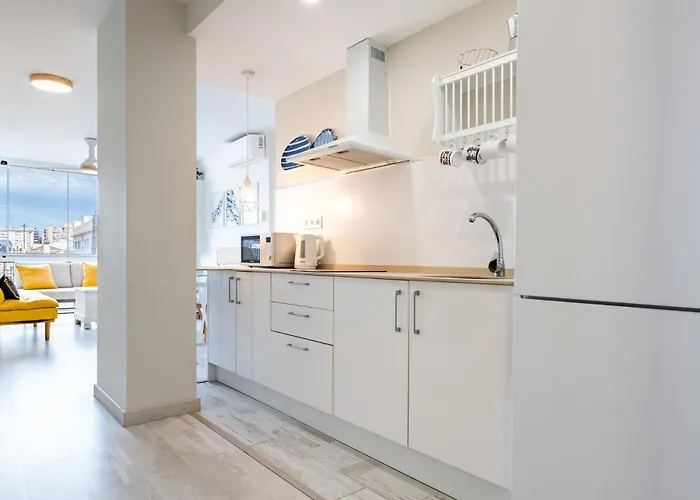 Bhost - Gaviotas Fuengirola